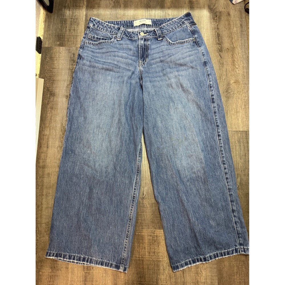 Hollister Low-Rise Super Baggy Jeans Medium Wash Blue Denim 14S W32 Short